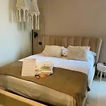 게스트하우스 Mandarin Apulia 10 3*